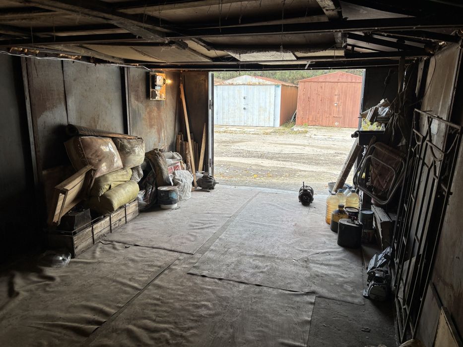 Продам гараж за ТЦ City Mall, Епицентр, центр города со светом.