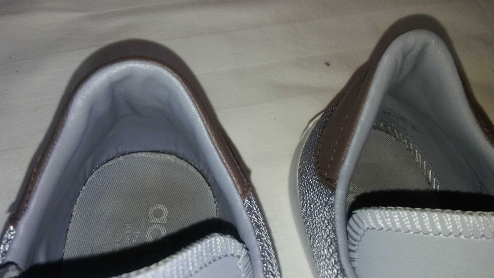 Adidas roz. 43 1/3 - dł. wkł. 27 cm- stan bdb