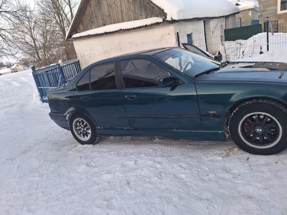 Продам бмв е 36   .