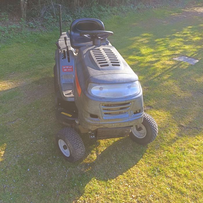Traktorek Kosiarka MTD Blisar , Torx 14 HP z pompą. Kosz