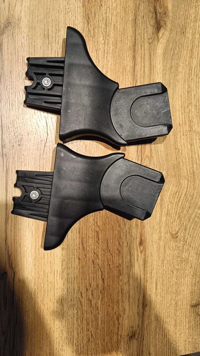 Adapter do wózka ( używane w będą do maxi cosi