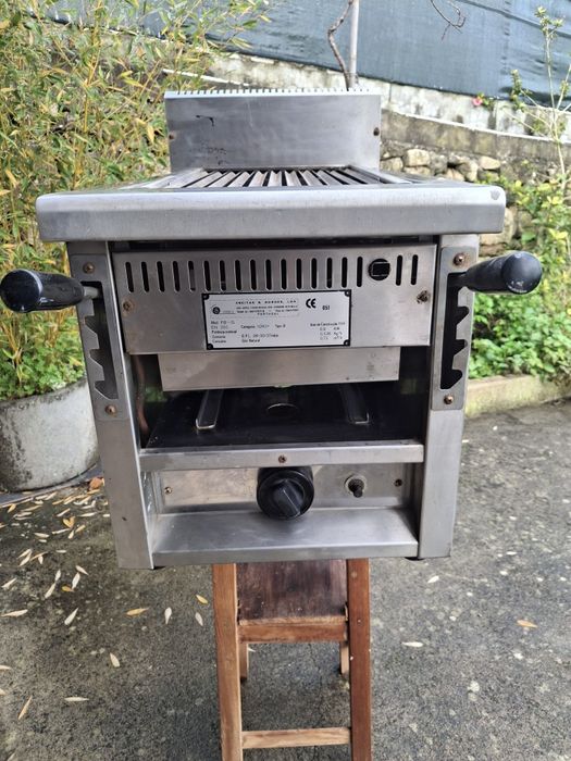 Grelhador a gás  Freibol