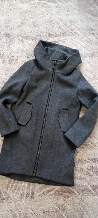 Пальто. Можно классика, можно спорт. Серое. Размер S