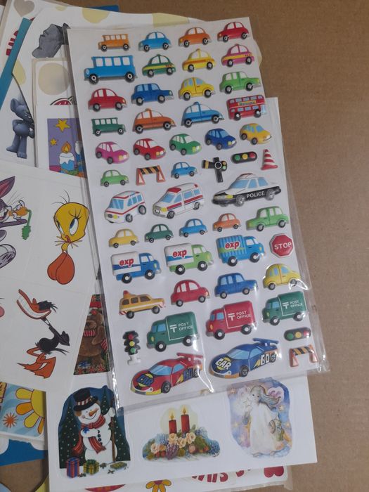 Miscelânea de autocolantes para crianças