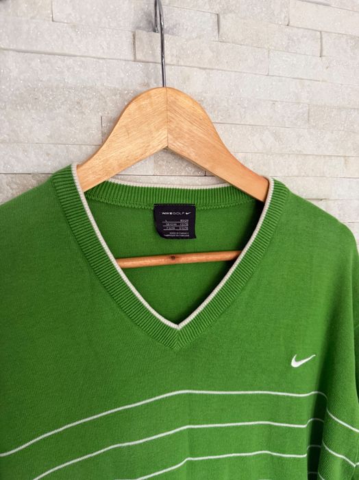 Sweter zielony Nike