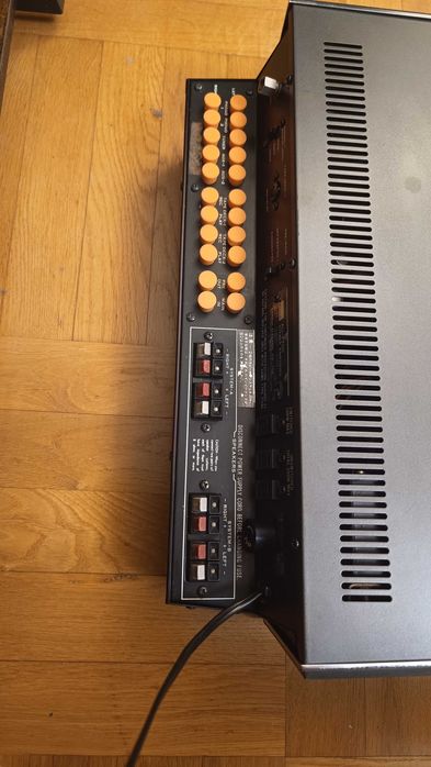 Wzmacniacz Sansui Au-7700