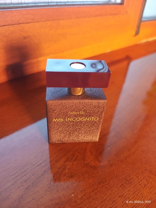 Парфюмерія Avon та Livesta та ін нова та б/к