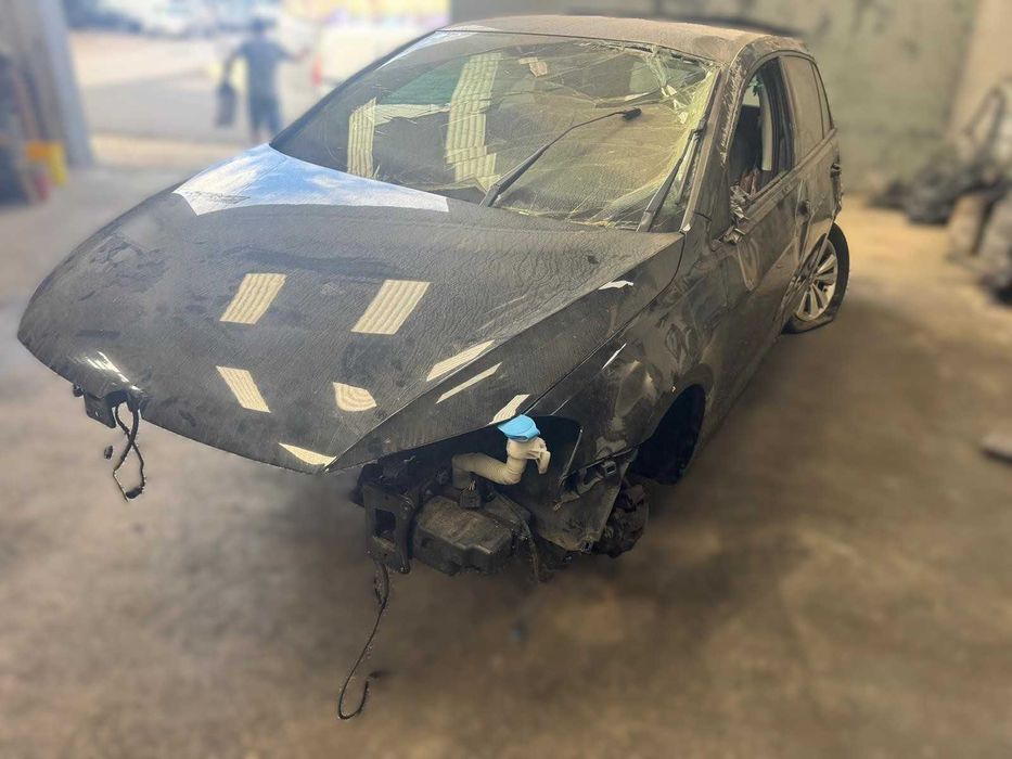 VW Golf VII de 2014 Para Peças REF Motor - CLHA REF Cx - MWW