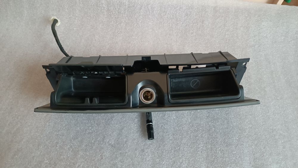 Попільниця/бардачок MAN tgs