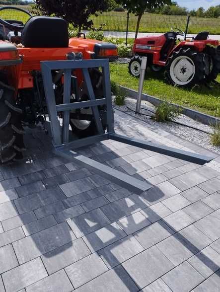 Paleciak na TUZ Mni do małych ciągników typu Kubota Iseki itp