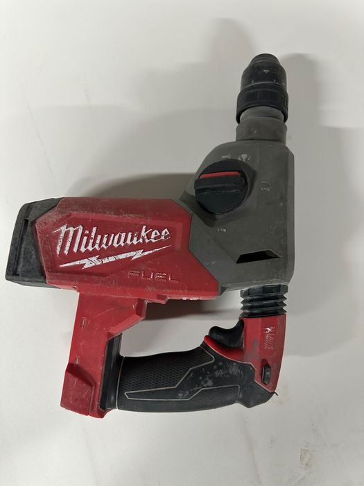 Mlotowiertarka milwaukee m18
