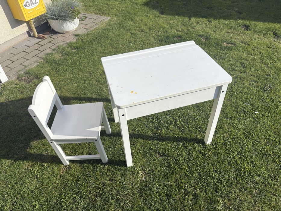 Zestaw krzeselko biurko ikea SUNDVIK jednorozec i półka miś