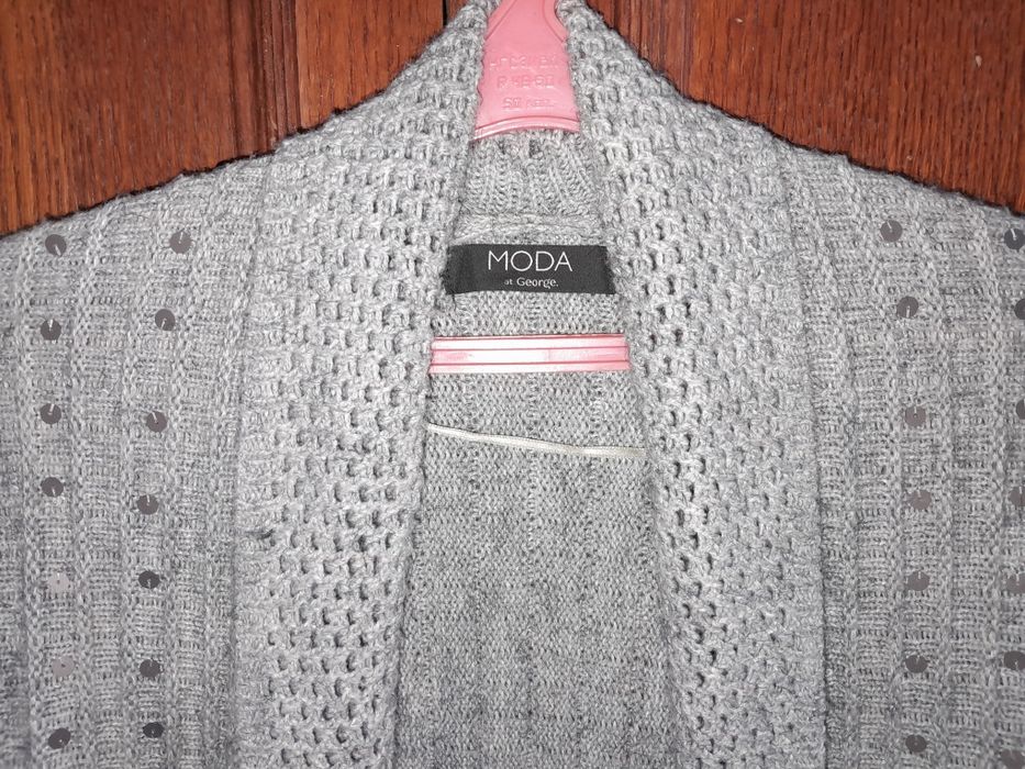Кардиган сірий жіночий.Розмір 46-48