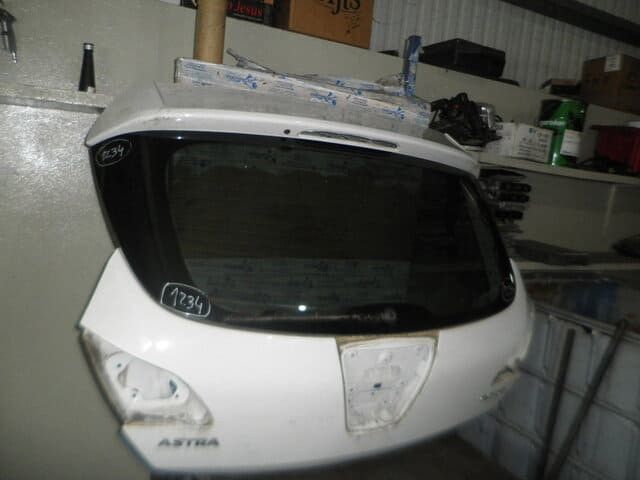 Porta / tampa da mala OPEL Astra J