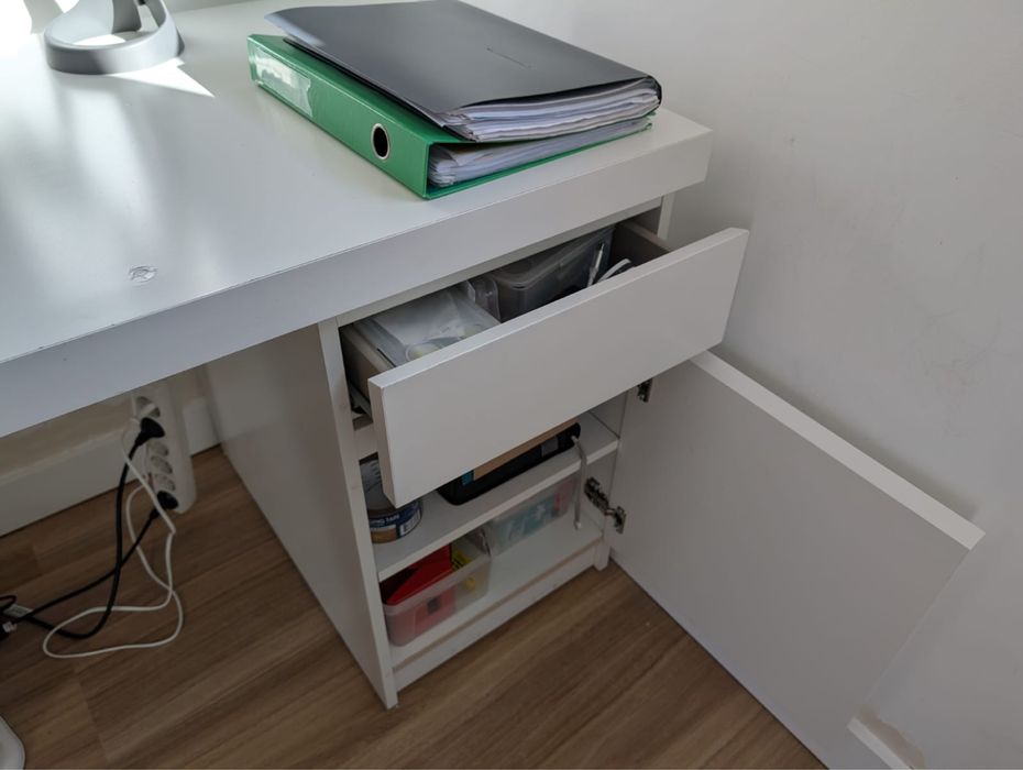 Secretária MALM da IKEA branca