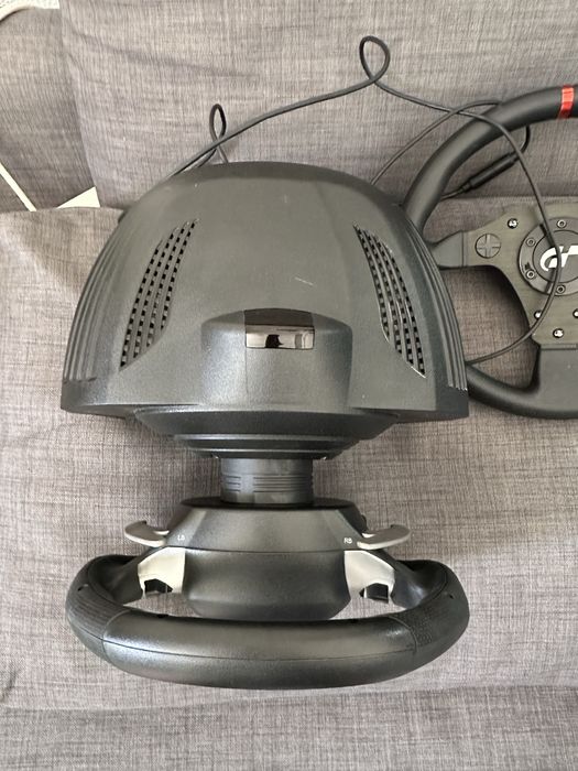 Volante + pedais thrustmaster TX racing wheel