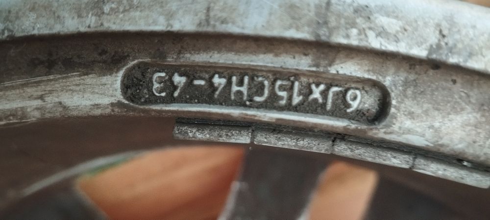 Диск 4 100 р15  1 штРено Меган Логан Дачия