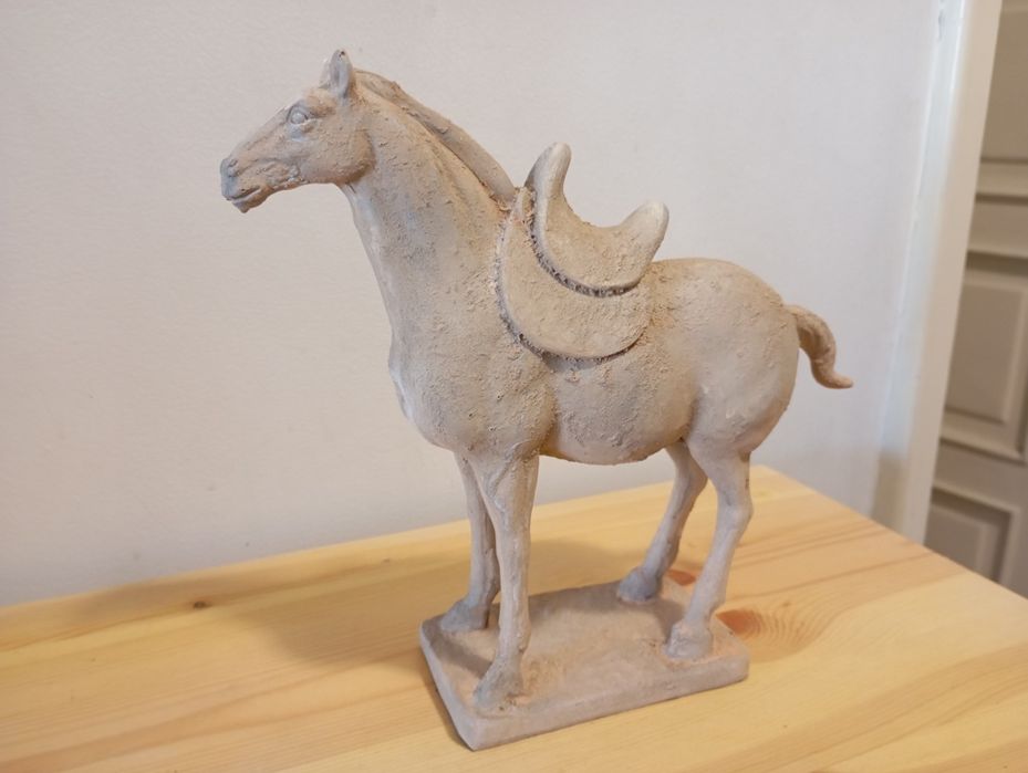 Cavalo decorativo terracota