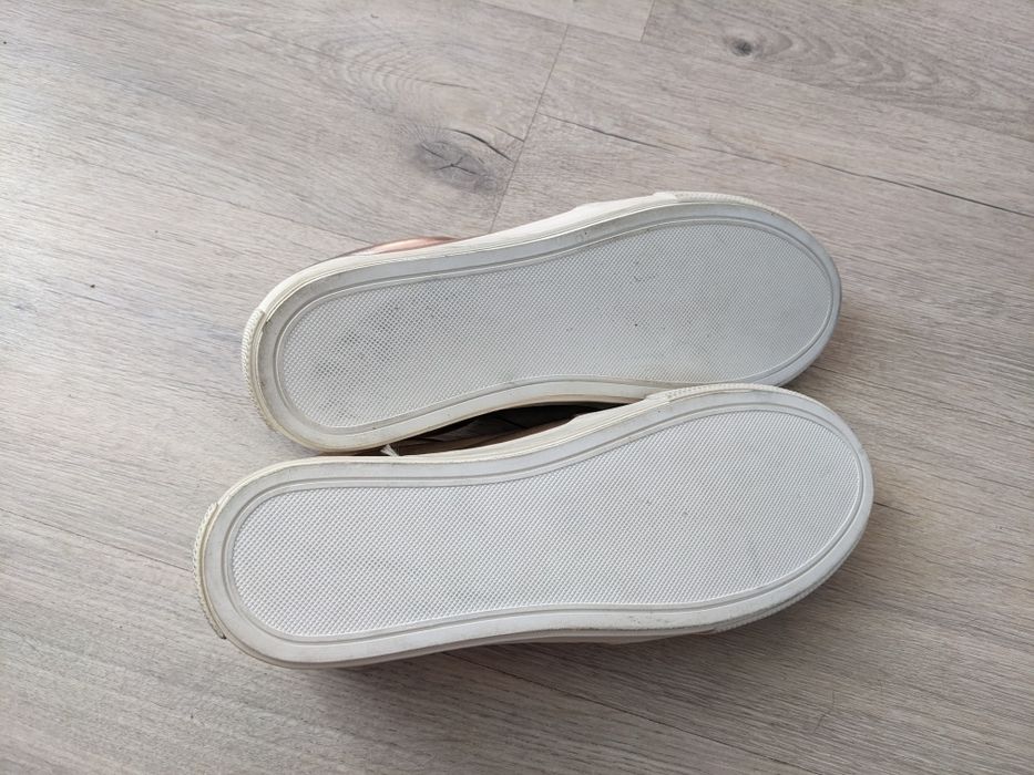 Макасіни Next 42