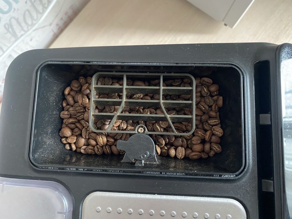 Кофемашинка Siemens EQ.3 s300