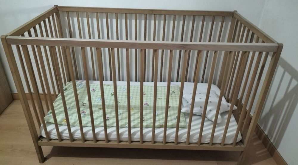 Berço c/ colchão auchan usado