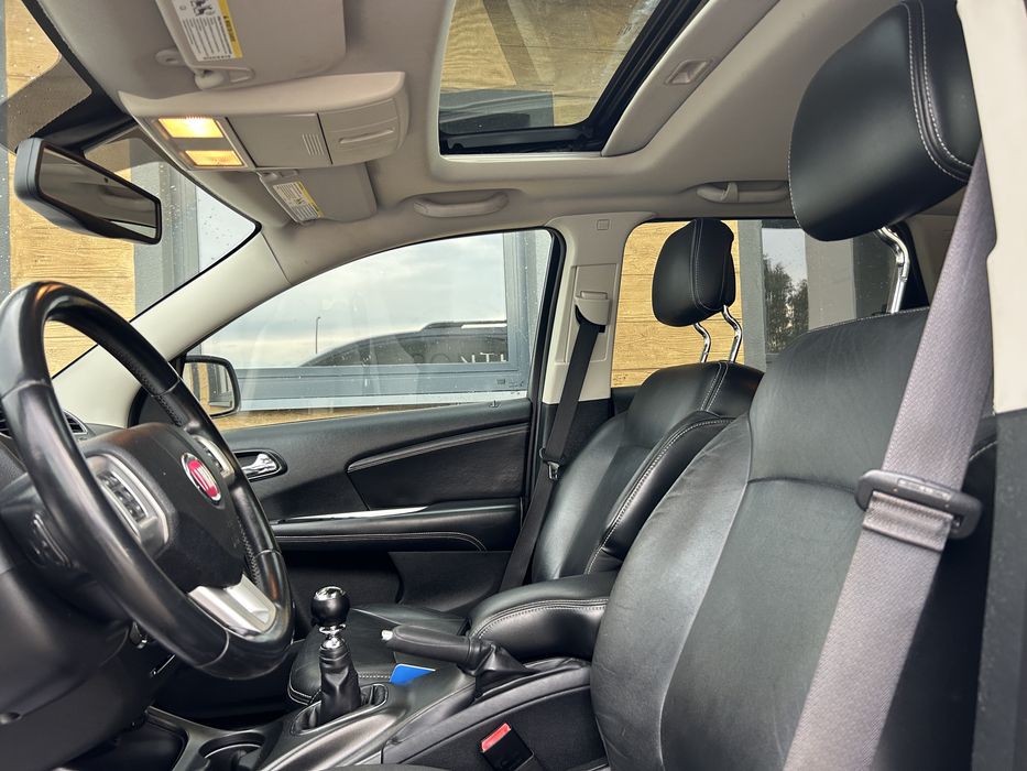 Fiat Freemont 2.0 Multijet 170KM Manual PDC SZYBERDACH SKÓRA HAK