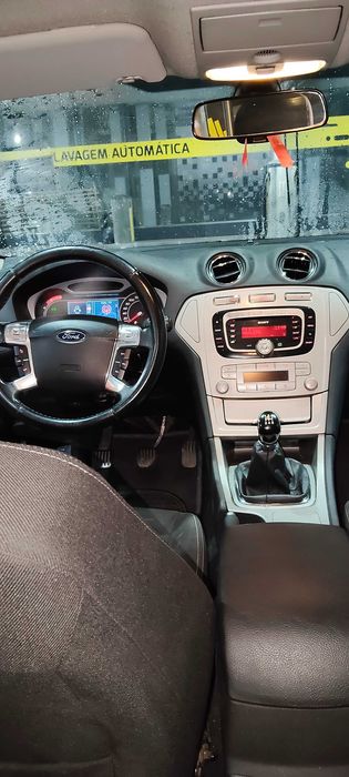 Ford mondeo 1.8 tdci titanium !