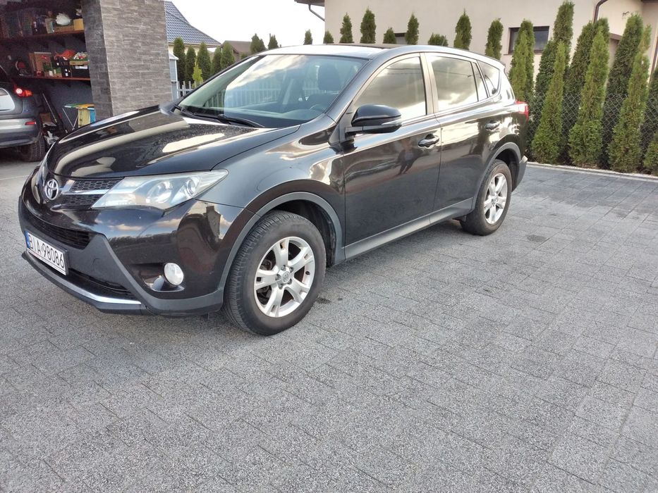 Toyota RAV4 Salon Polska.