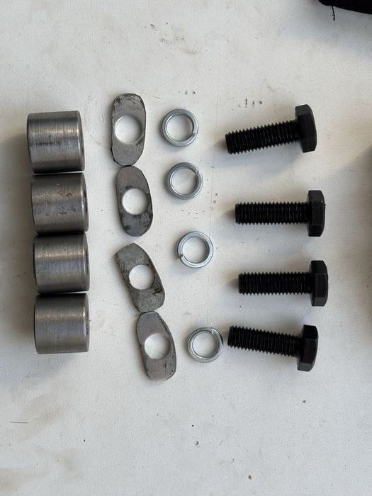 Металеві втулки в ступецю зірки Демпфери! Надійна заміна сайлентблоків