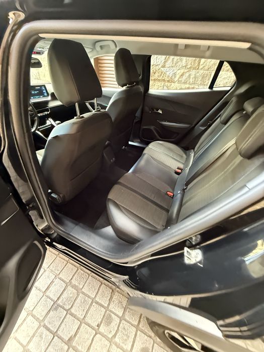 Peugeot 2008 1.2 PureTech 100 cv – 2022 – 92 000 km – DISTRIBUIÇÃO NOVA + EMBRAIAGEM NOVA