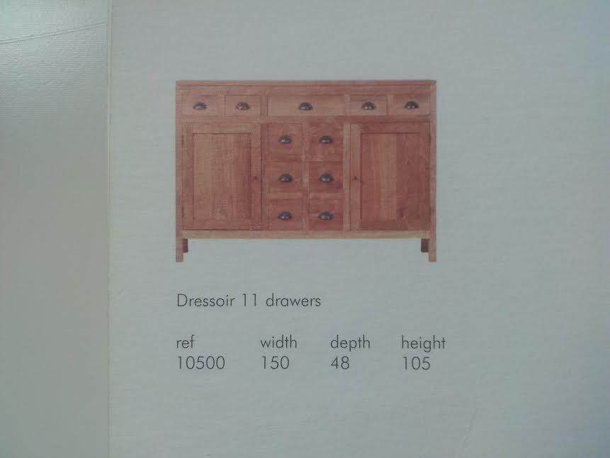 Aparador 11 gavetas teca