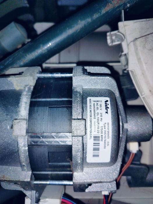 Cześć do hotpoint Ariston typ LB2006TRF, MOP-RSF 723EU