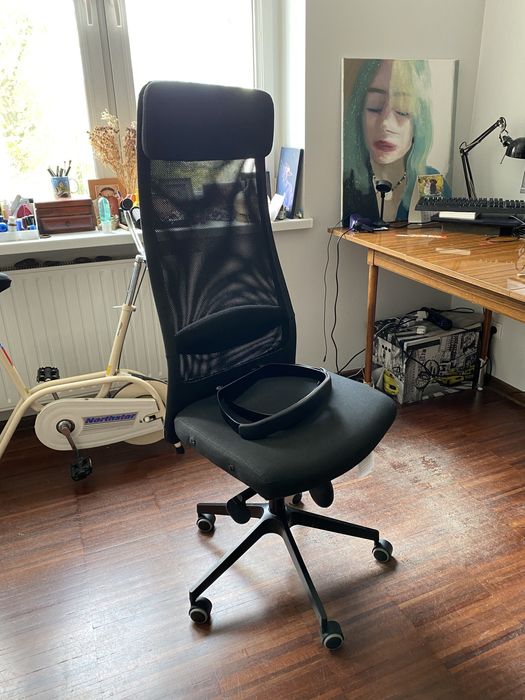 Fotel ikea Markus z podłokietnikami