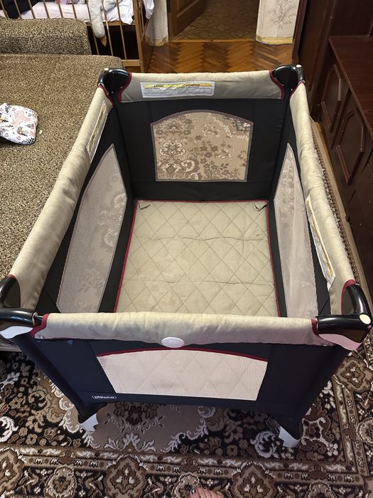 Манеж-кроватка Chicco