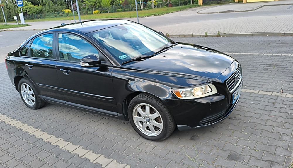Volvo S40 2010 | 2.0D 136 KM | Manual | Czarny