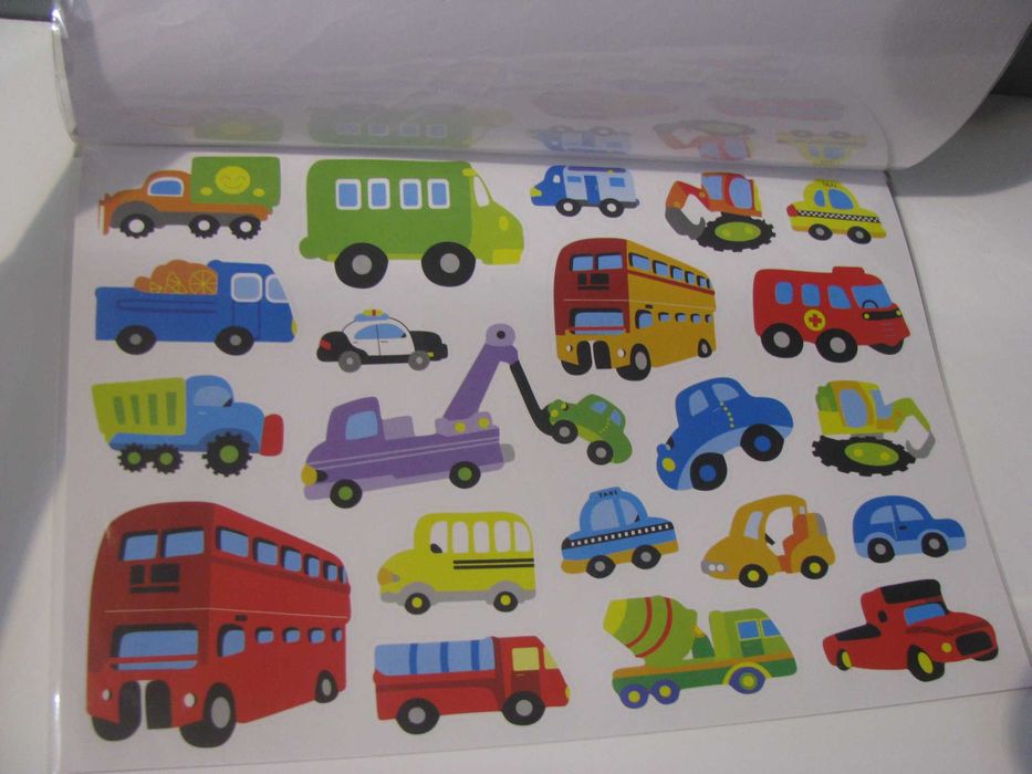 Nowe naklejki  stickerd różne wzory piłkarskie samochody kosmos