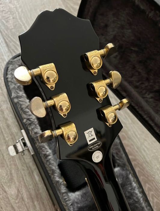 Guitarra Eléctrica Epiphone Sheraton Ii