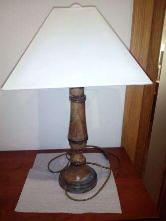 Candeeiro de Mesa em Alabastro