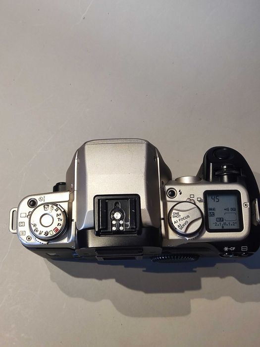 Canon EOS 50 – Camara Analógica