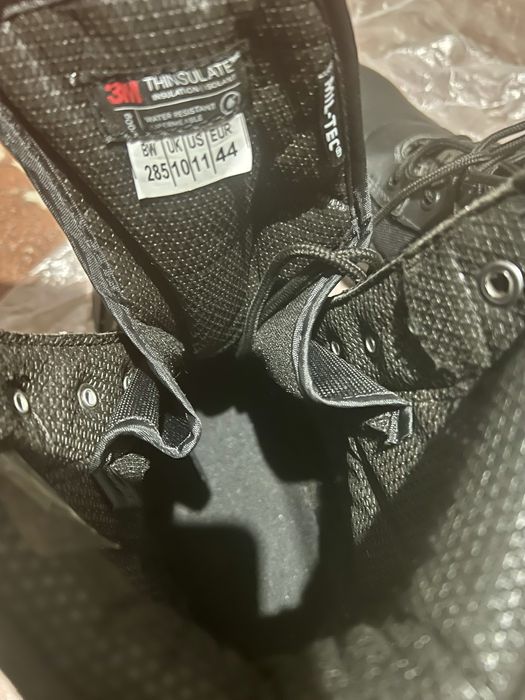 Тактичні черевики Mil-Tec Security Boot — ідеальний вибір для служби, охорони та міста!