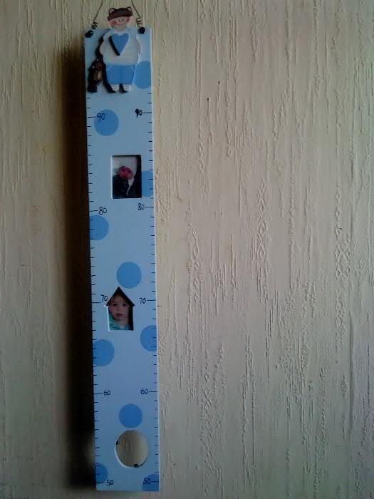 drewniana miarka do mierzenia wzrostu dzieci