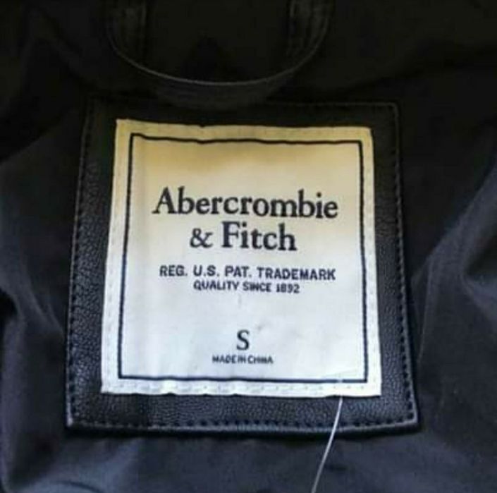 Речі(рюкзаки,куртки)