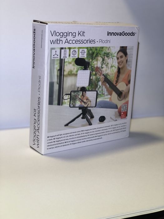 Vlogging kit (tripé, luz led, microfone e comando)