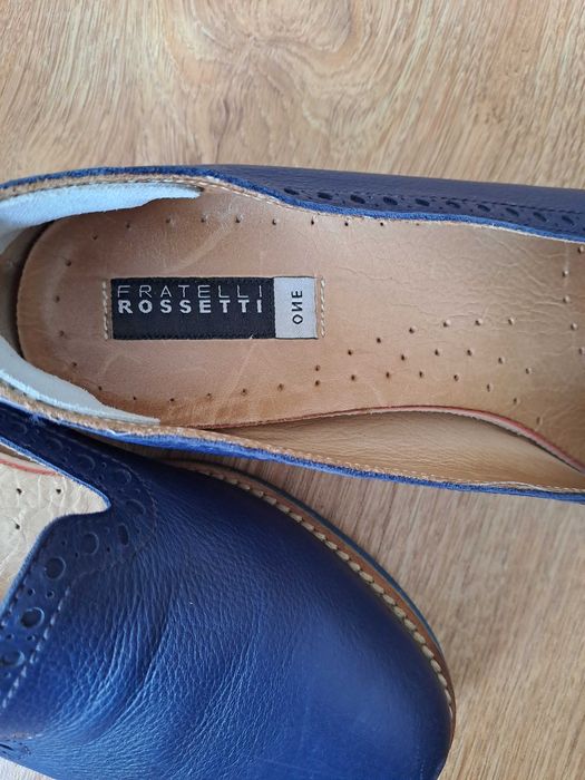 Взуття Fratelli Rossetti