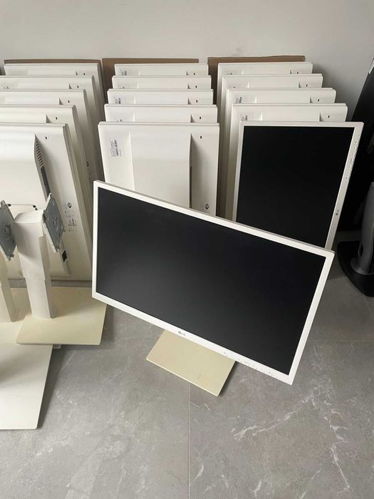 LG 24BK550Y-W 23.8" IPS Full HD з регульованою підставкою Є 30ШТ