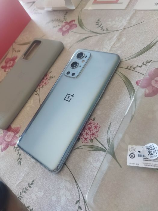 One plus One Pro 5g, 12gb/256gb como novo completo na caixa