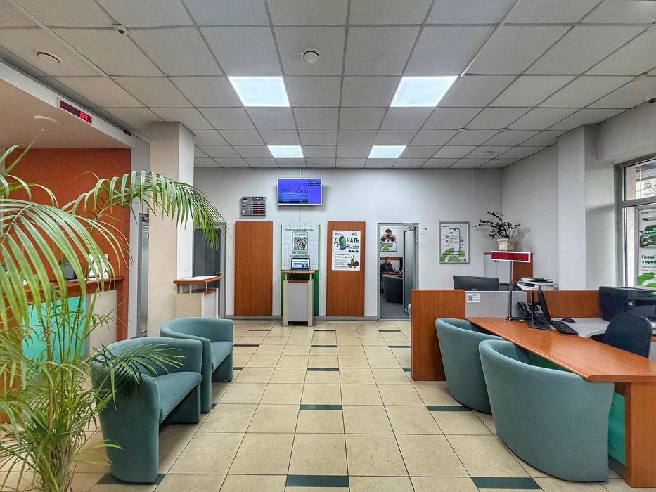 Оренда Комерційне приміщення від власника 233 м.кв