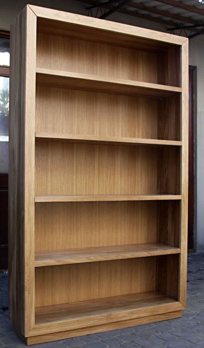 Meble drewniane na zamówienie na wymiar biblioteki stoły szafy komody