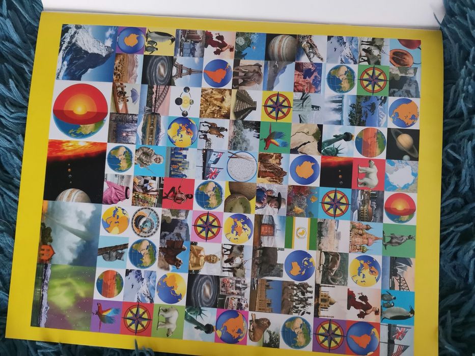 Atlas infantil novo com autocolantes