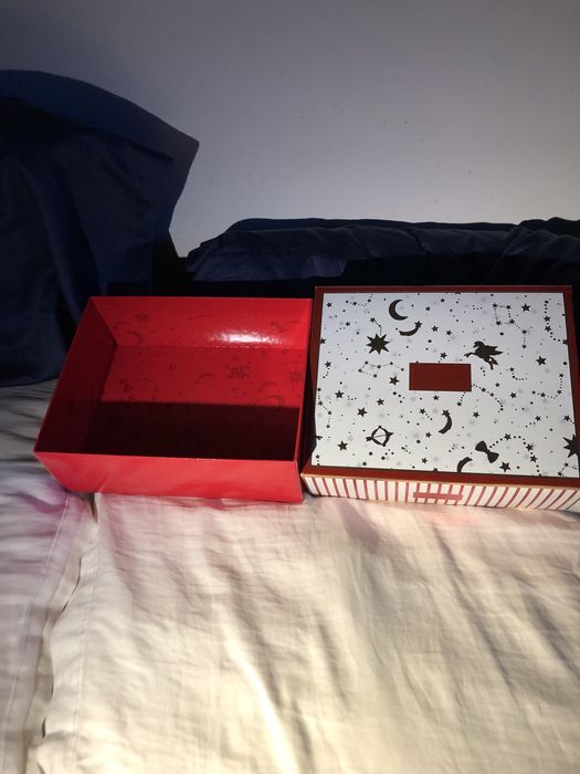 Caixa de papel rigida ideal para arrumação